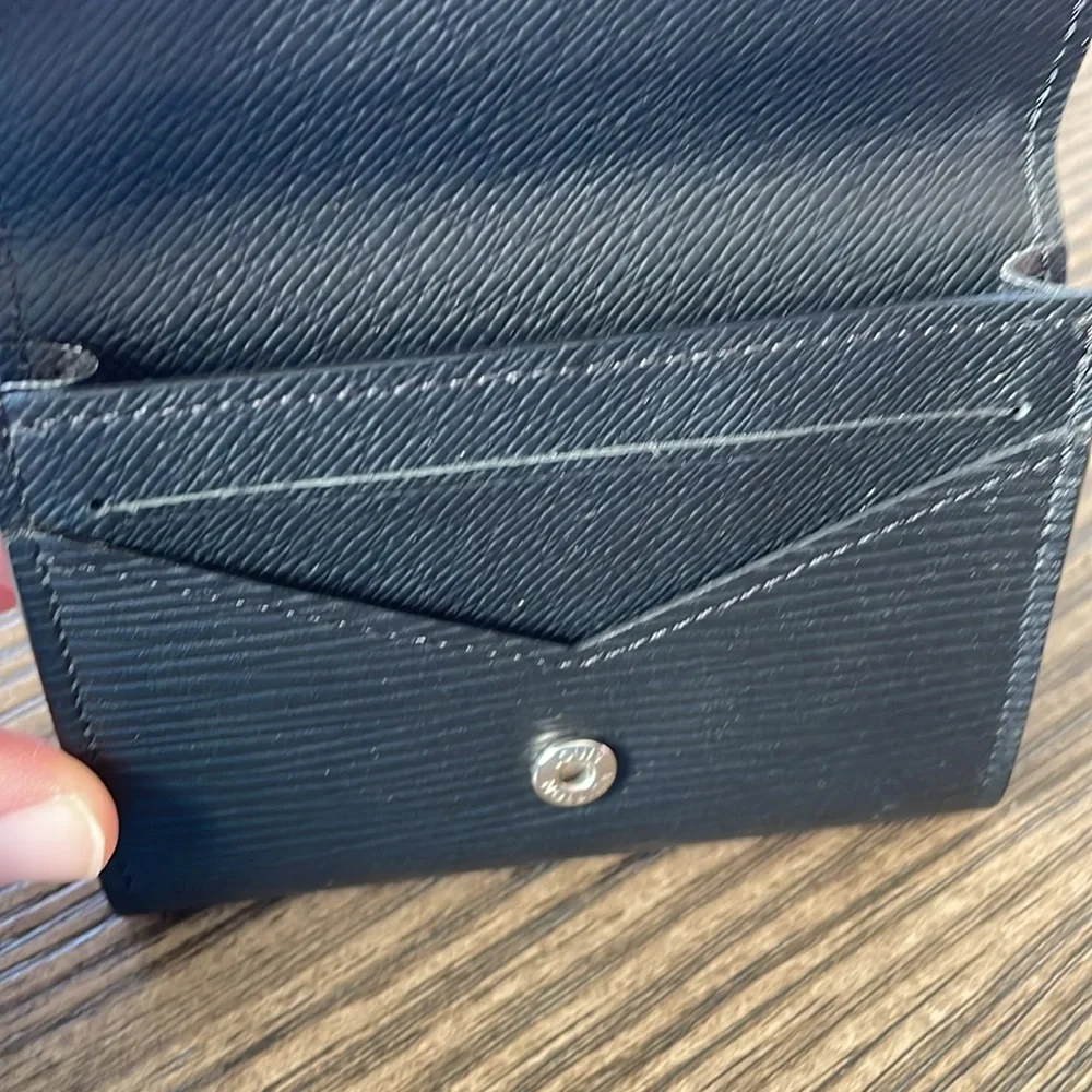 Louis Vuitton Epi Leather Card Holder Wallet